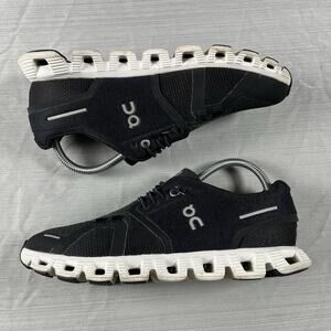 On Running Cloud 5 Women’s Size 8 Running Shows Black Fitness Sneakers ANV YL